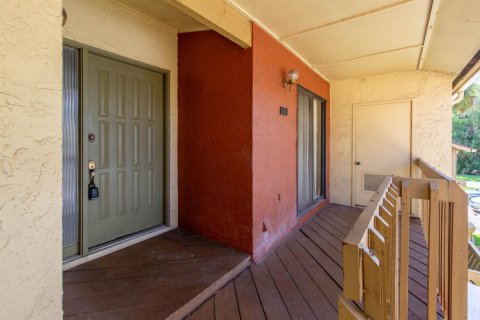 Copropriété à vendre à Wellington, Floride: 3 chambres, 120.77 m2 № 2077808 - photo 4