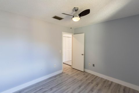 Copropriété à vendre à Wellington, Floride: 3 chambres, 120.77 m2 № 2077808 - photo 11