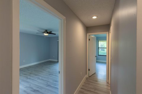Copropriété à vendre à Wellington, Floride: 3 chambres, 120.77 m2 № 2077808 - photo 12