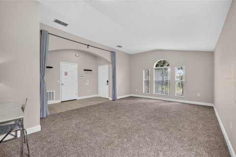 Villa ou maison à vendre à Davenport, Floride: 3 chambres, 160.54 m2 № 2303068 - photo 7