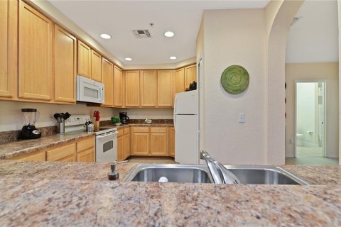 Condominio en alquiler en Kissimmee, Florida, 2 dormitorios, 134.24 m2 № 2204356 - foto 13