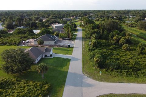 Land in North Port, Florida № 2160349 - photo 3