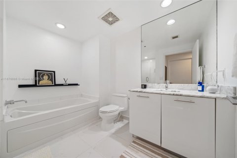Copropriété à vendre à Miami, Floride: 1 chambre, 68.56 m2 № 1921912 - photo 25