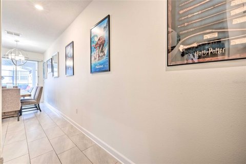 Townhouse in Four Corners, Florida 4 bedrooms, 176.7 sq.m. № 1382786 - photo 25