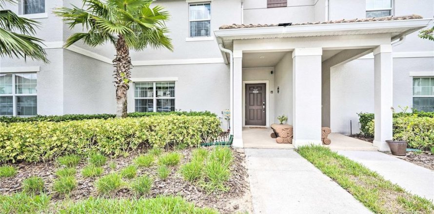Townhouse in Four Corners, Florida 4 bedrooms, 176.7 sq.m. № 1382786