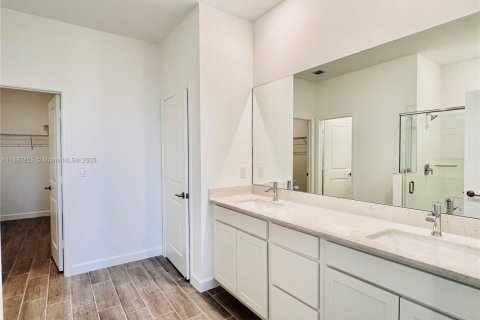 Снять в аренду виллу или дом в Локсахатчи-Гроувс, Флорида 3 спальни, 181.53м2, № 1933138 - фото 24