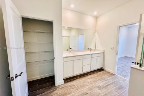 Снять в аренду виллу или дом в Локсахатчи-Гроувс, Флорида 3 спальни, 181.53м2, № 1933138 - фото 19