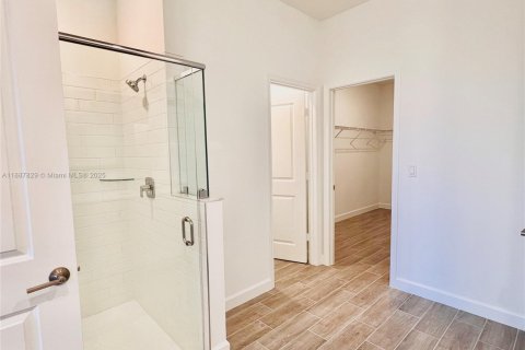 Снять в аренду виллу или дом в Локсахатчи-Гроувс, Флорида 3 спальни, 181.53м2, № 1933138 - фото 23