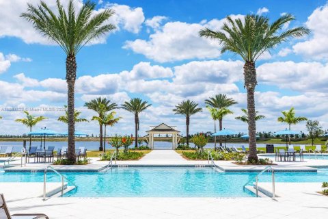 Снять в аренду виллу или дом в Локсахатчи-Гроувс, Флорида 3 спальни, 181.53м2, № 1933138 - фото 2