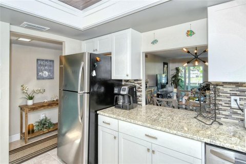 Condo in Sarasota, Florida, 2 bedrooms  № 291170 - photo 21