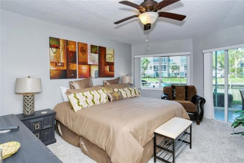 Condo in Sarasota, Florida, 2 bedrooms  № 291170 - photo 23