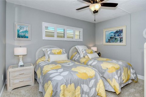 Condo in Sarasota, Florida, 2 bedrooms  № 291170 - photo 29