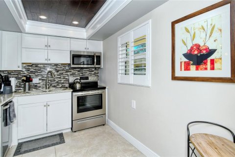Condo in Sarasota, Florida, 2 bedrooms  № 291170 - photo 20