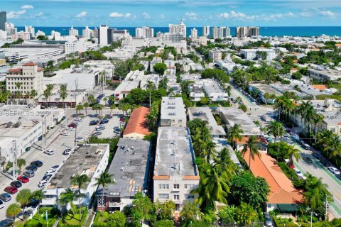 Apartment in Miami Beach, Florida 30.19 sq.m. № 1994730 - photo 15