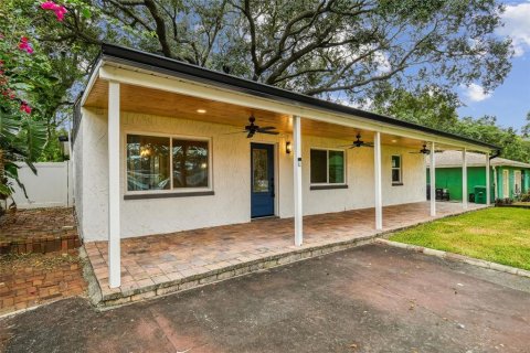 Villa ou maison à Tampa, Floride 3 chambres, 125.79 m2 № 2409861