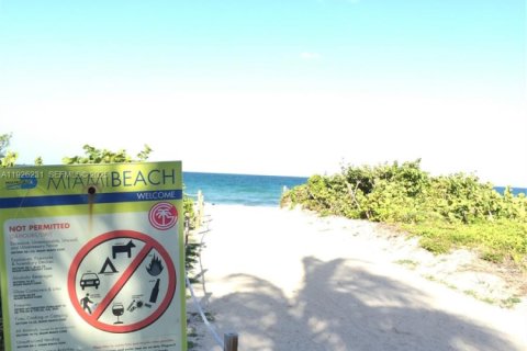 Снять в аренду кондоминиум в Майами-Бич, Флорида 2 спальни, 55м2, № 1984708 - фото 6