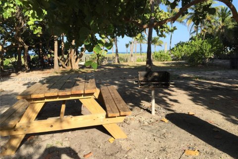 Снять в аренду кондоминиум в Майами-Бич, Флорида 2 спальни, 55м2, № 1984708 - фото 8