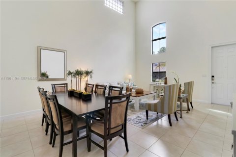 Villa ou maison à vendre à Greenacres, Floride: 4 chambres, 254.27 m2 № 2080793 - photo 6