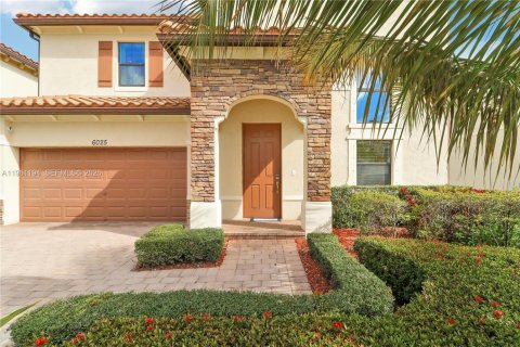 Villa ou maison à vendre à Greenacres, Floride: 4 chambres, 254.27 m2 № 2080793 - photo 2