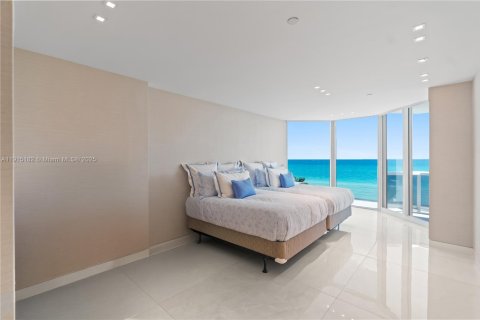 Condo in Miami Beach, Florida, 5 bedrooms  № 1973135 - photo 7