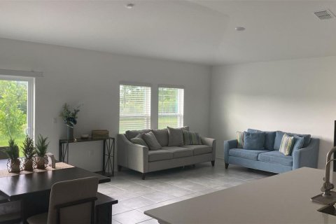 Casa en alquiler en Winter Haven, Florida, 3 dormitorios, 143.07 m2 № 1806571 - foto 2