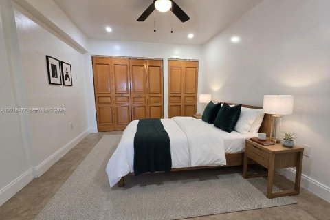 Villa ou maison à louer à Miami, Floride: 1 chambre № 2248456 - photo 10