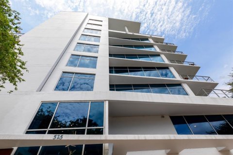 Condominio en venta en Orlando, Florida, 2 dormitorios, 117.8 m2 № 2197153 - foto 3