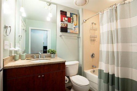Condominio en venta en Orlando, Florida, 2 dormitorios, 117.8 m2 № 2197153 - foto 17
