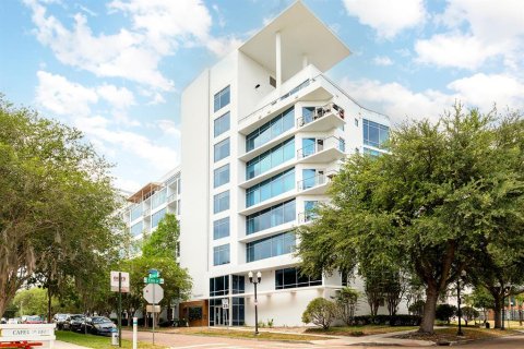 Condominio en Orlando, Florida, 2 dormitorios № 2197153