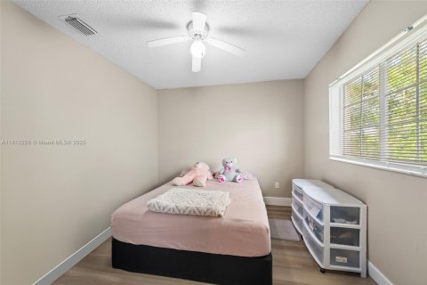 Copropriété à vendre à Hollywood, Floride: 2 chambres, 69.58 m2 № 1935604 - photo 11