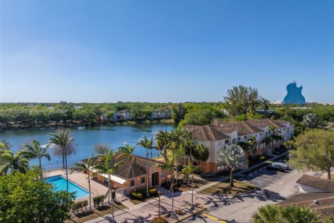Copropriété à vendre à Hollywood, Floride: 2 chambres, 69.58 m2 № 1935604 - photo 14