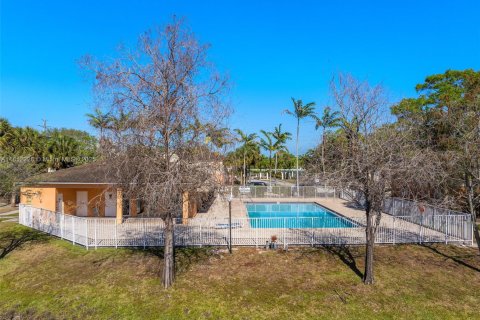 Copropriété à vendre à Hollywood, Floride: 2 chambres, 69.58 m2 № 1935604 - photo 16