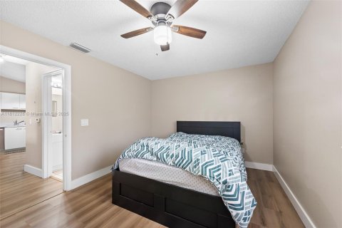 Copropriété à vendre à Hollywood, Floride: 2 chambres, 69.58 m2 № 1935604 - photo 6