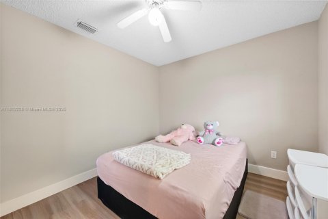 Copropriété à vendre à Hollywood, Floride: 2 chambres, 69.58 m2 № 1935604 - photo 9