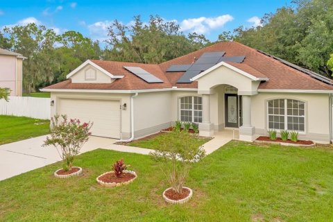 House in Kissimmee, Florida 4 bedrooms, 192.03 sq.m. № 2258692 - photo 4
