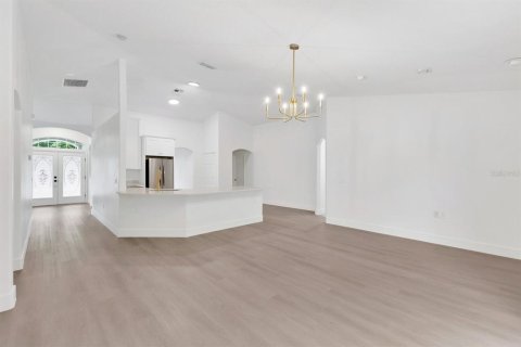 House in Kissimmee, Florida 4 bedrooms, 192.03 sq.m. № 2258692 - photo 19