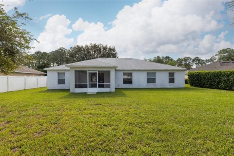 House in Palm Coast, Florida 3 bedrooms, 187.01 sq.m. № 2347632 - photo 21