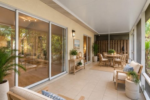 Condo in Sarasota, Florida, 2 bedrooms  № 2379777 - photo 17