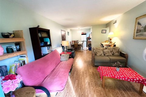 Condo in Altamonte Springs, Florida, 3 bedrooms  № 1740423 - photo 13