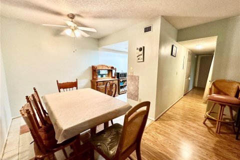 Condo in Altamonte Springs, Florida, 3 bedrooms  № 1740423 - photo 7
