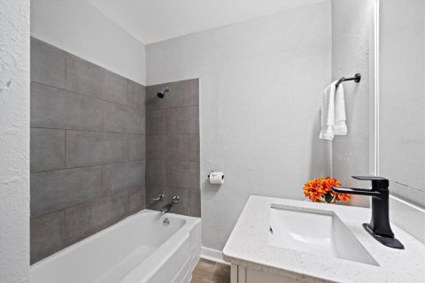 Villa ou maison à vendre à Tampa, Floride: 3 chambres, 124.02 m2 № 2138886 - photo 19