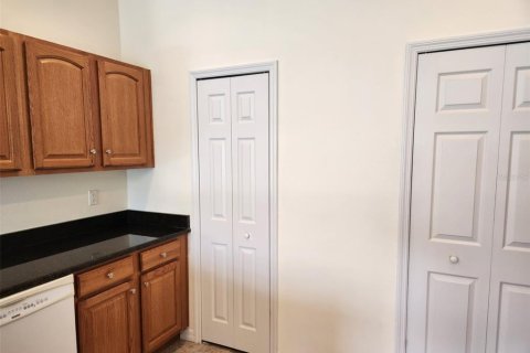 Condo in Lutz, Florida, 2 bedrooms  № 1722344 - photo 12