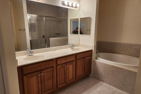 Condo in Lutz, Florida, 2 bedrooms  № 1722344 - photo 20