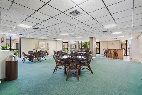 Condo in Saint Petersburg, Florida, 1 bedroom  № 1197974 - photo 22