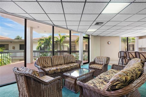 Condo in Saint Petersburg, Florida, 1 bedroom  № 1197974 - photo 24