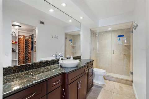 Condo in Saint Petersburg, Florida, 1 bedroom  № 1197974 - photo 16