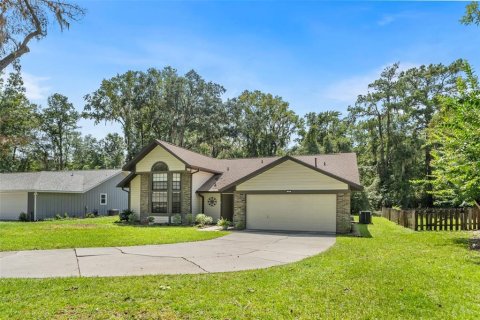 Villa ou maison à vendre à Gainesville, Floride: 3 chambres, 138.61 m2 № 2355733 - photo 3