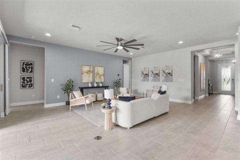 House in Sarasota, Florida 3 bedrooms, 230.68 sq.m. № 2151740 - photo 13