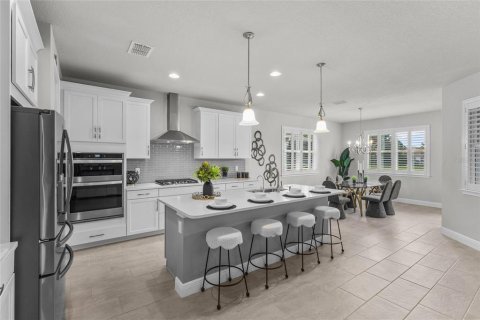 House in Sarasota, Florida 3 bedrooms, 230.68 sq.m. № 2151740 - photo 21