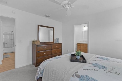 House in The Villages, Florida 2 bedrooms, 87.89 sq.m. № 2126936 - photo 19